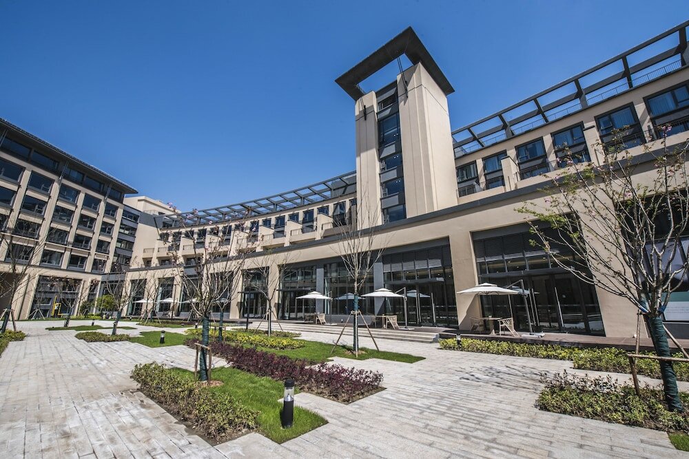 Фото Q-Box Hotel Shanghai Sanjiagang