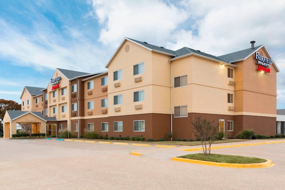 Фото Fairfield Inn & Suites Waco South
