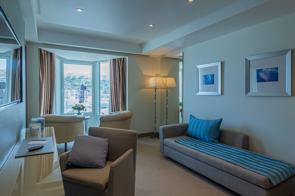 Фото Hotel Port Palace