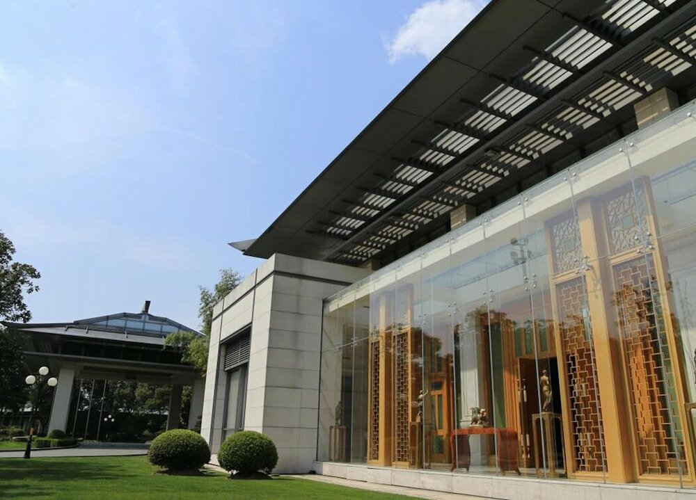Фото Dongjiao State Guest Hotel