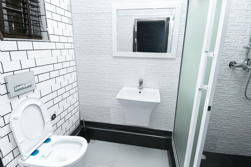 Фото Newland Luxury Apartments