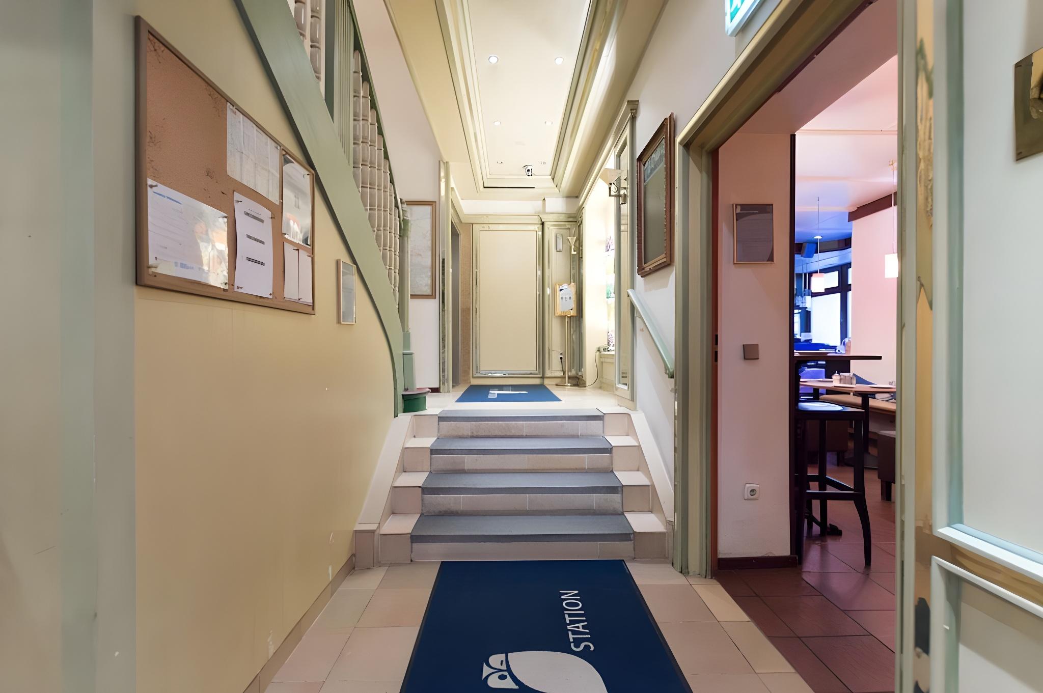 Фото Smart Stay Hotel Station