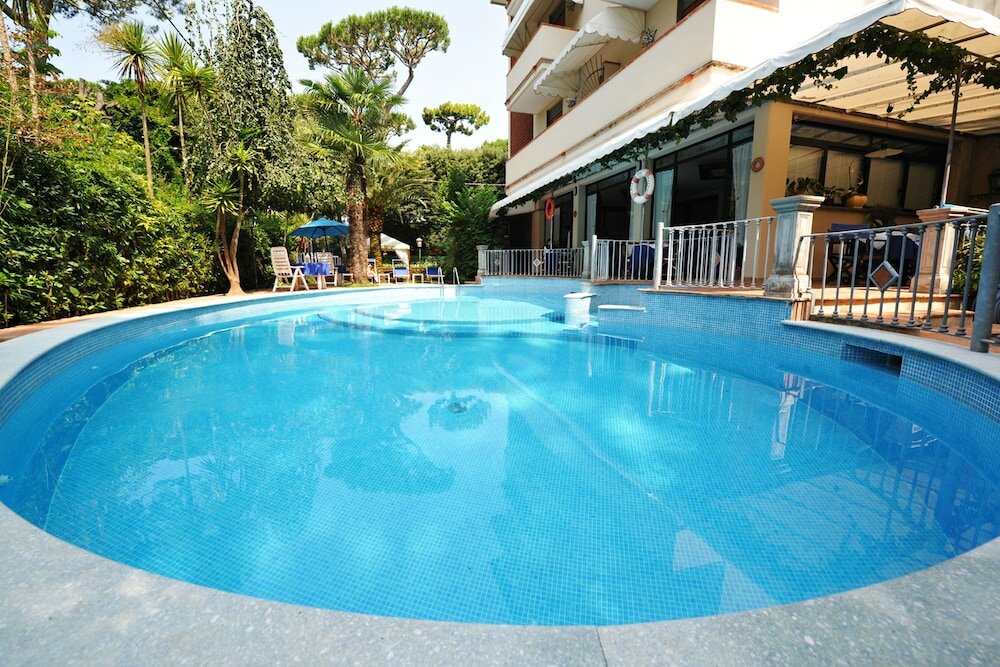 Фото Hotel Kyrton