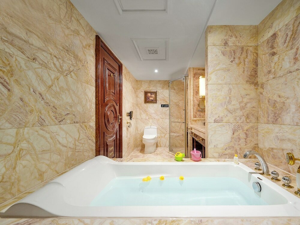 Фото Yueda Financial City International