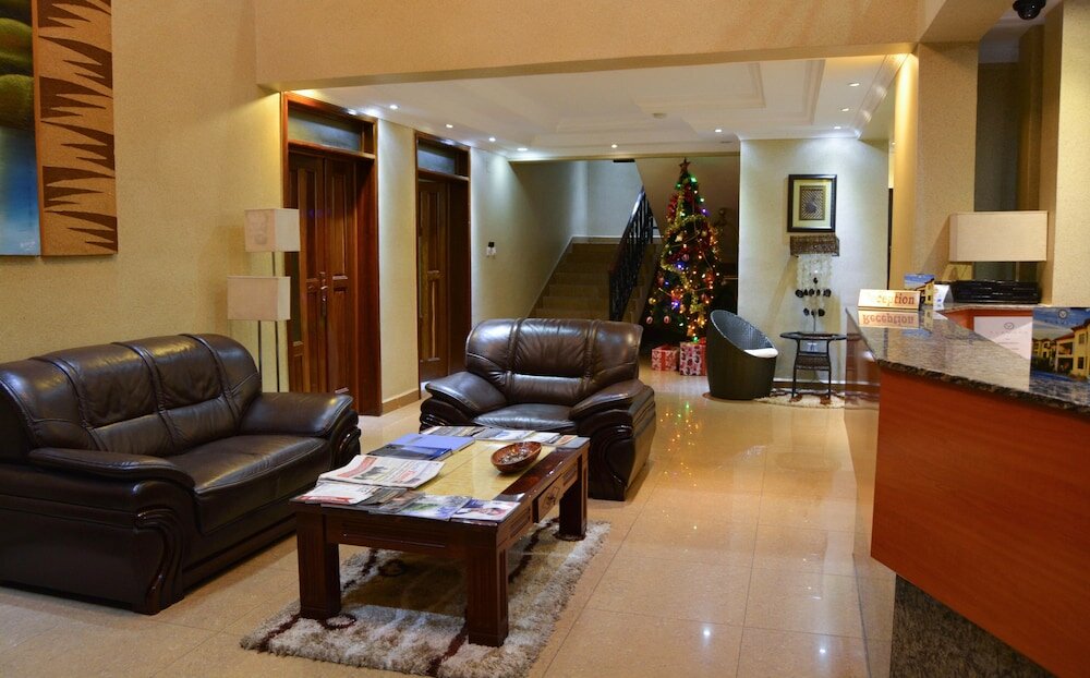 Фото Elevate Suites