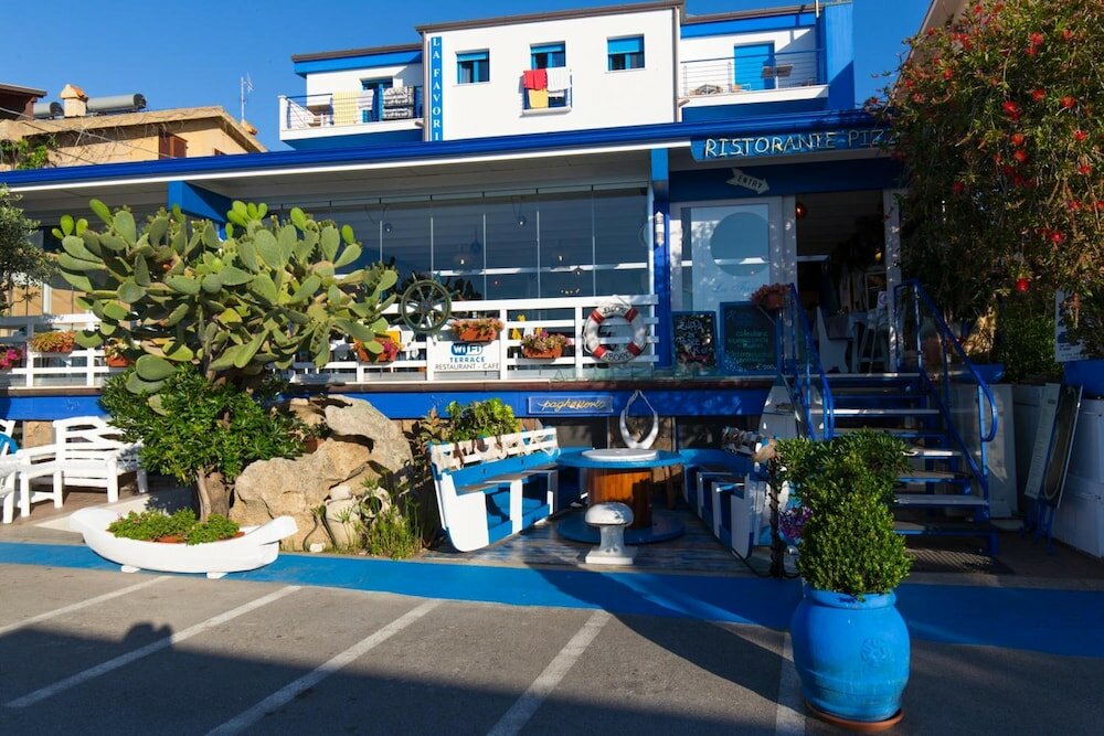 Фото La Favorita Hotel