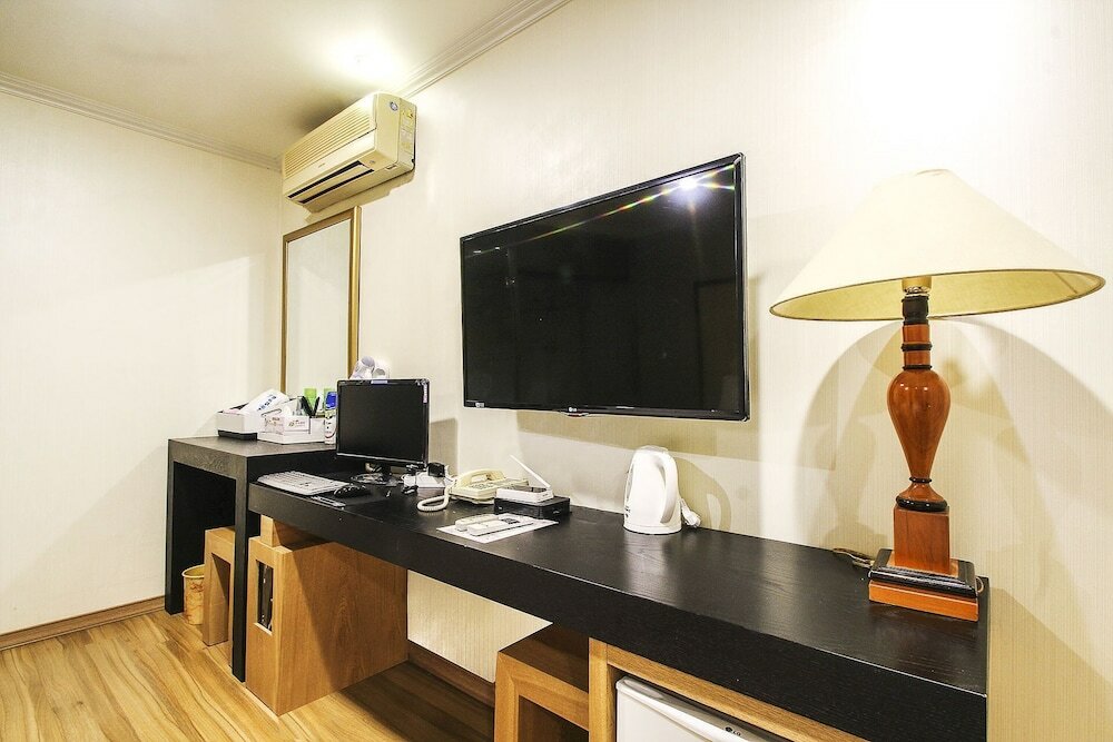 Фото Central Hotel