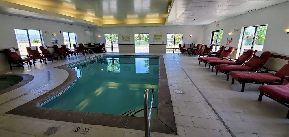 Фото Comfort Suites Helena Airport