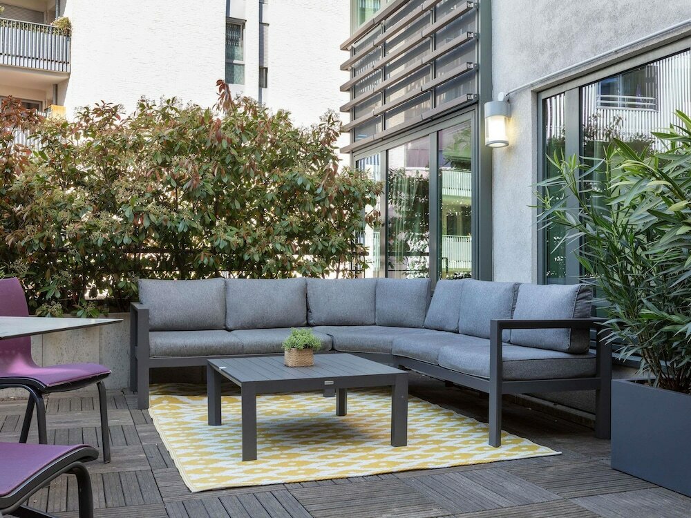 Фото Novotel Paris Saint Denis Stade Basilique