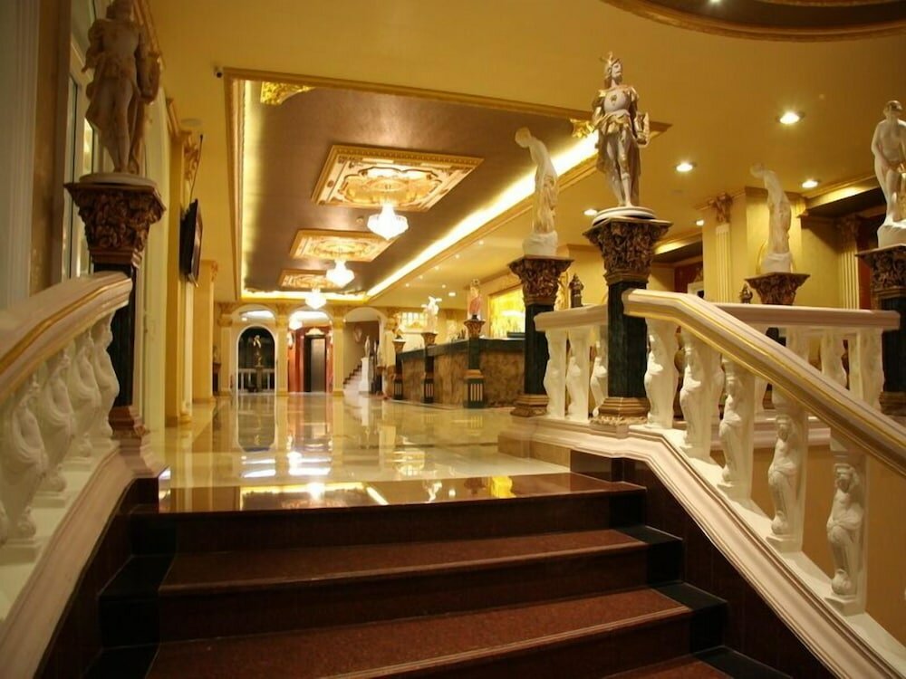 Фото отеля 2