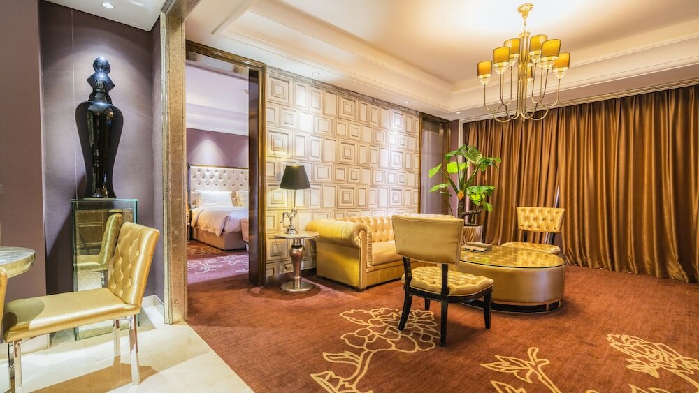 Фото Modern Classic Hotel