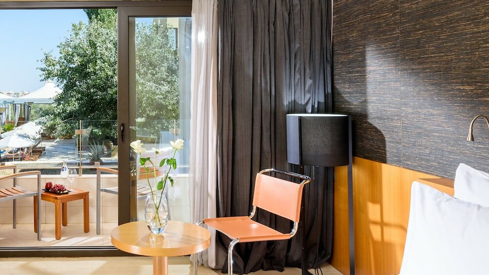 Фото Alexander Beach Hotel & SPA