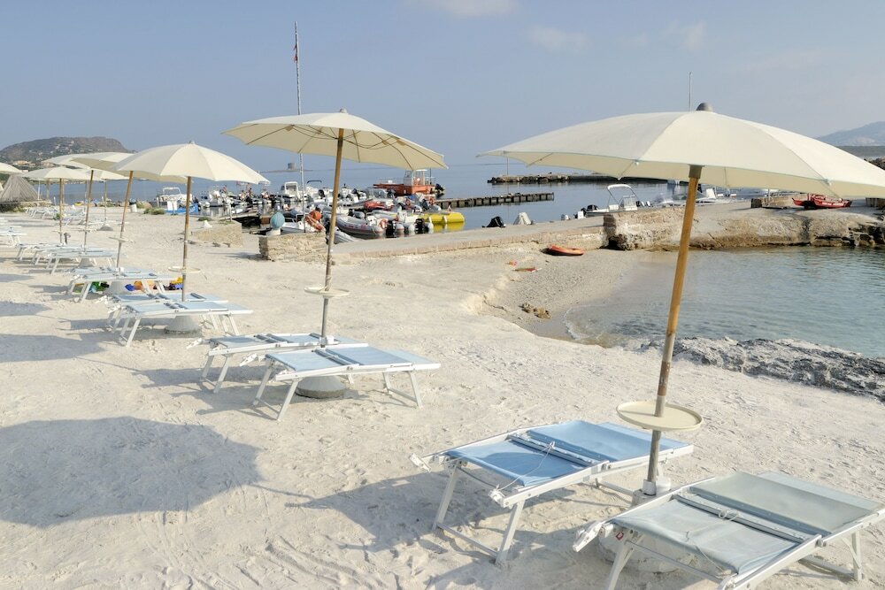 Фото Cala Rosa Club Hotel