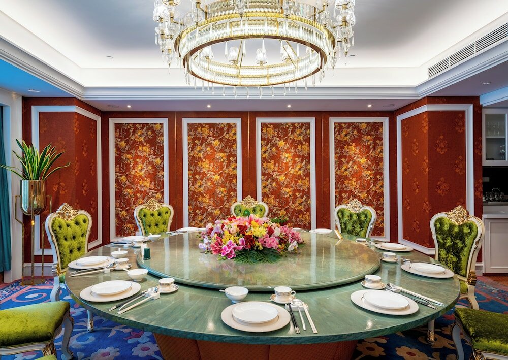 Фото Modern Classic Hotel