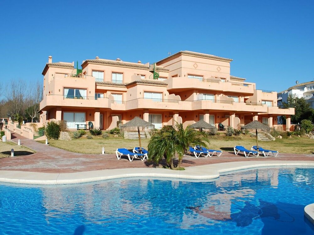 Фото Marbella Beach Resort at Club Playa Real