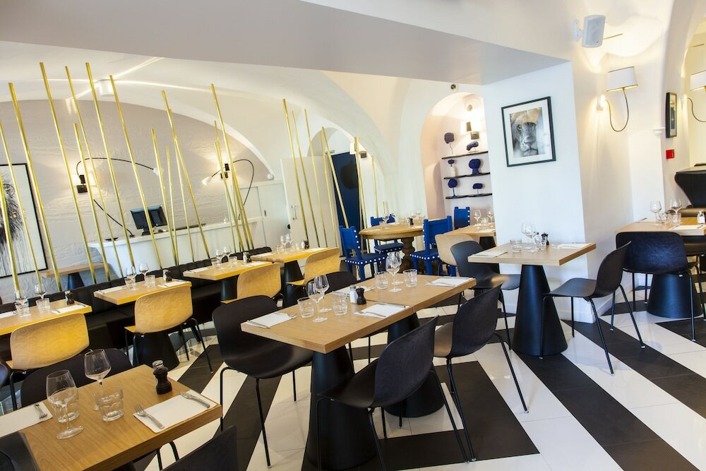 Фото Hôtel Le Lion