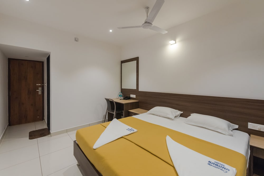 Фото Hotel Karuna Residency