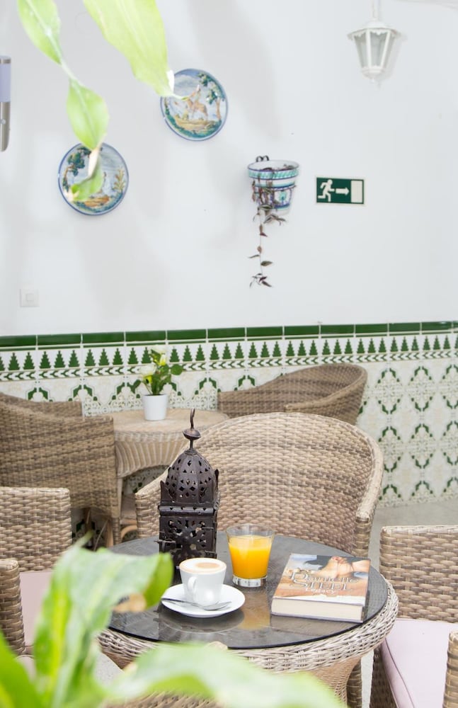 Фото Hotel Marbella