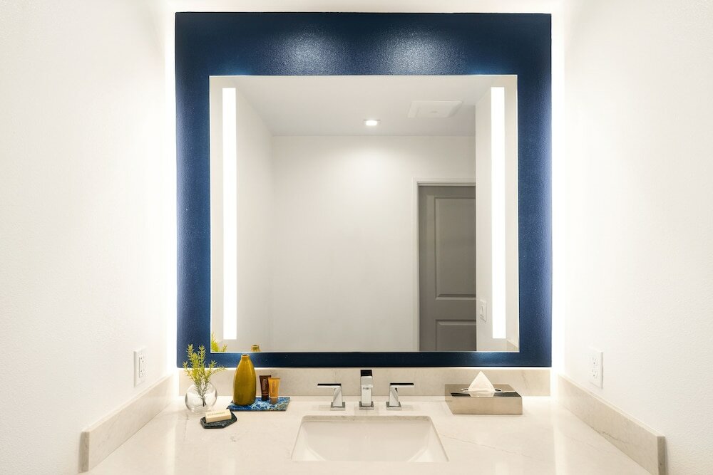 Фото Ayres Hotel San Diego South - Chula Vista