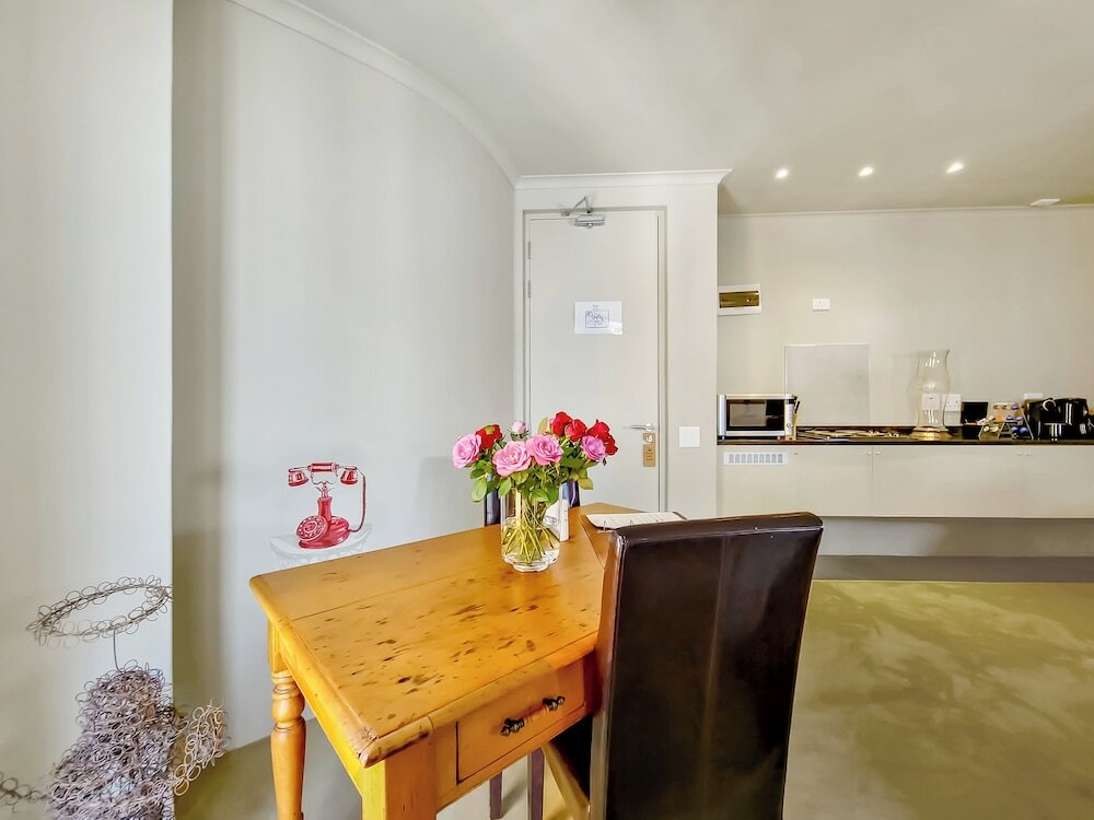 Фото Rouge on Rose Boutique Hotel