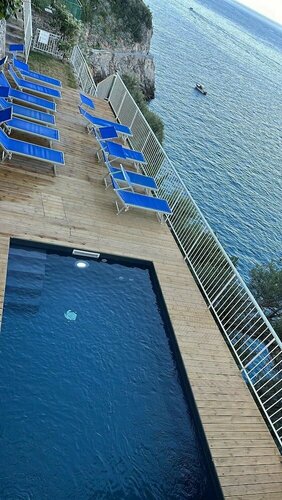 Внешний вид отеля Hotel Torre Saracena в Прайано, фото 5