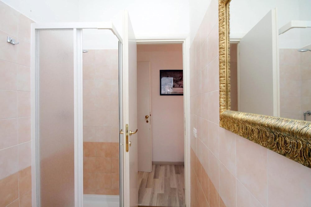 Фото Lucky Holiday Rooms