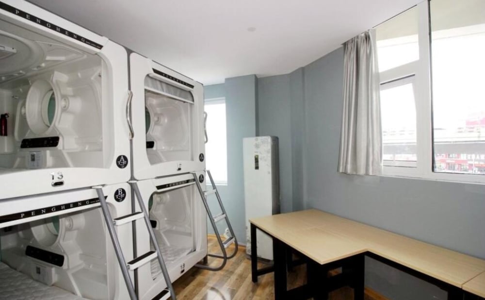 Фото Meet Fish International Youth Hostel