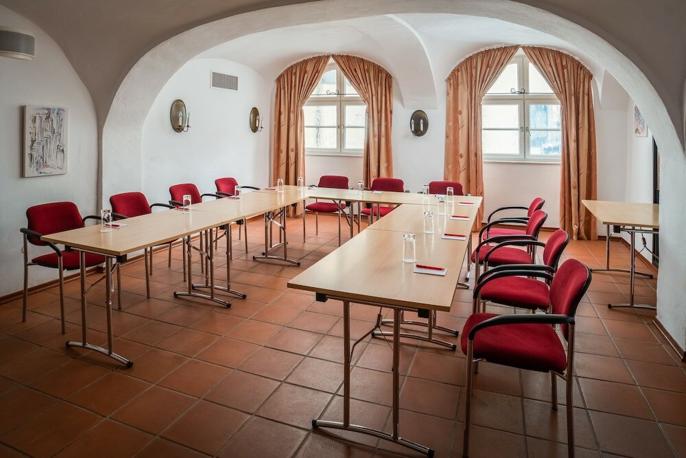 Фото Hotel Passauer Wolf