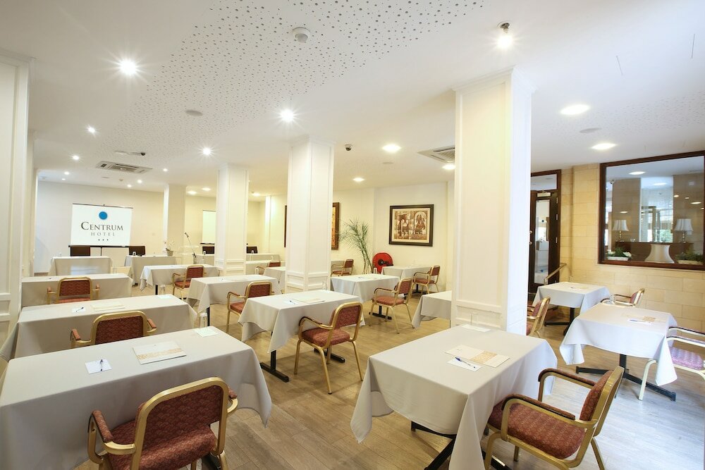 Фото Centrum Hotel