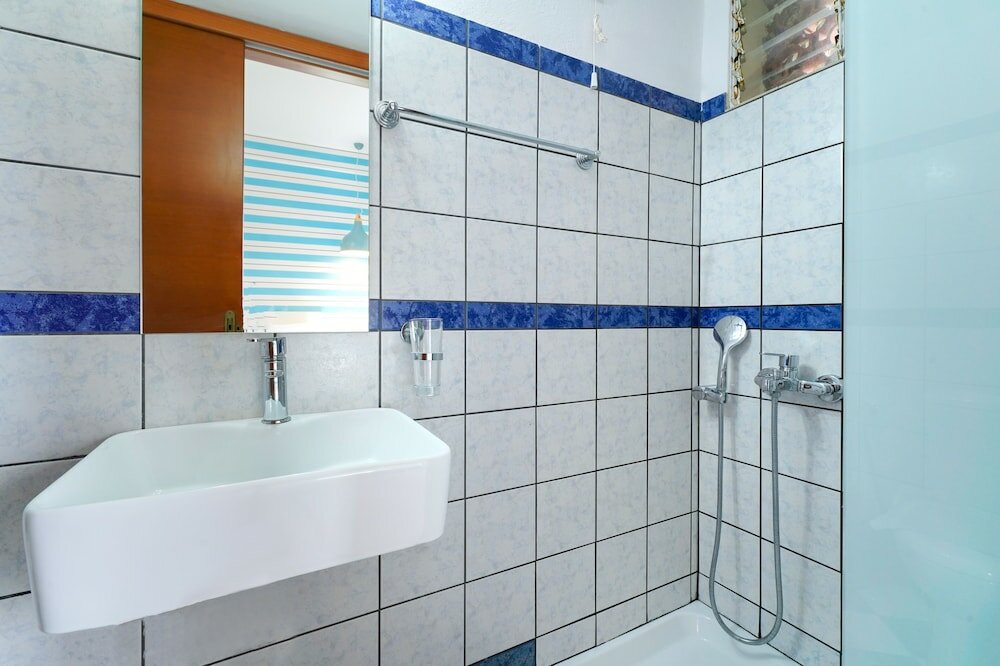 Фото Kamelia & Semeli Hotel