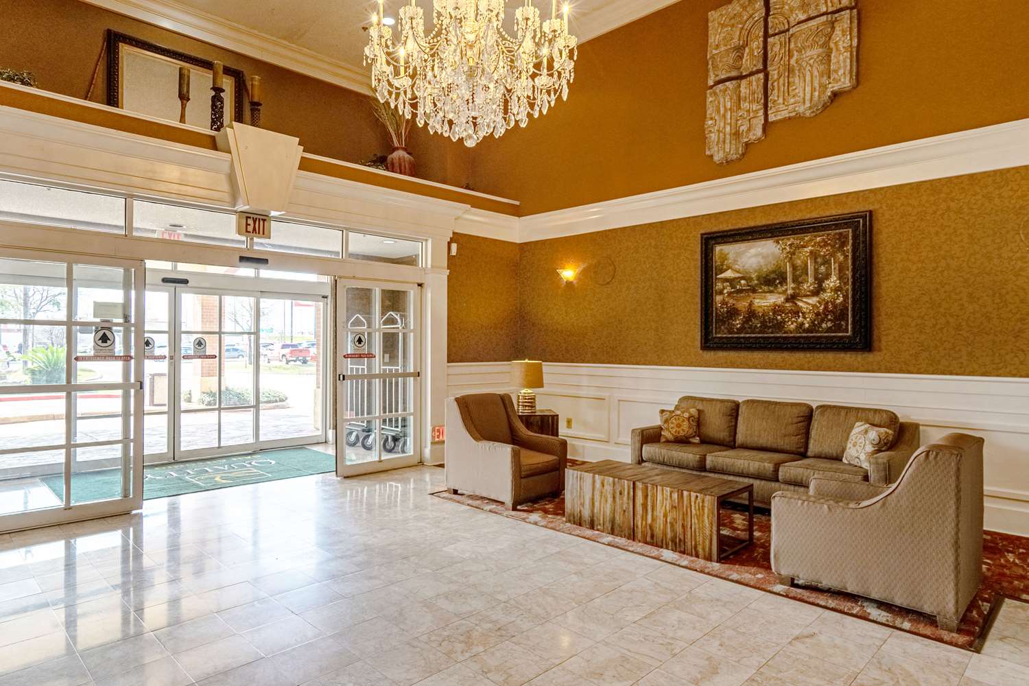 Фото Quality Suites