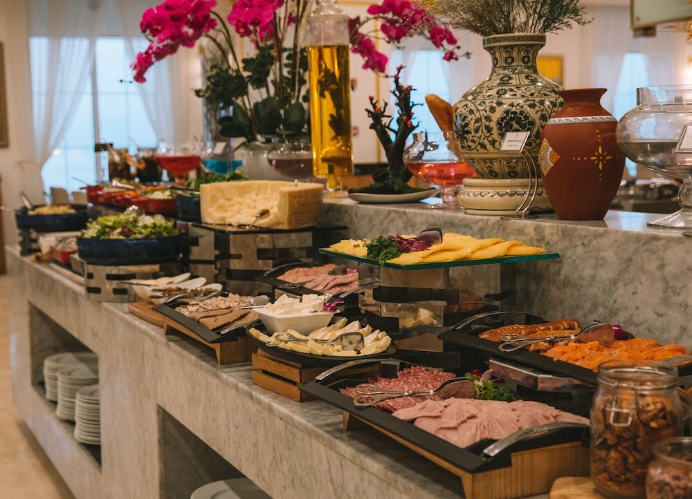 Фото Wyndham Danang Golden Bay