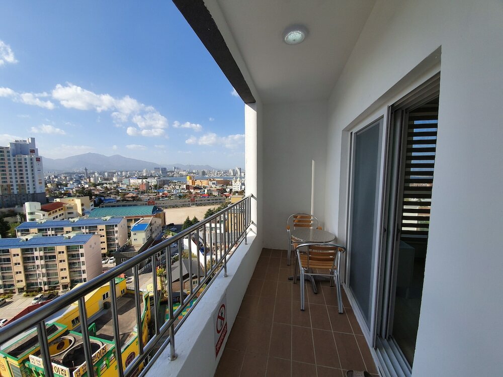 Фото The Mark Sokcho Residence