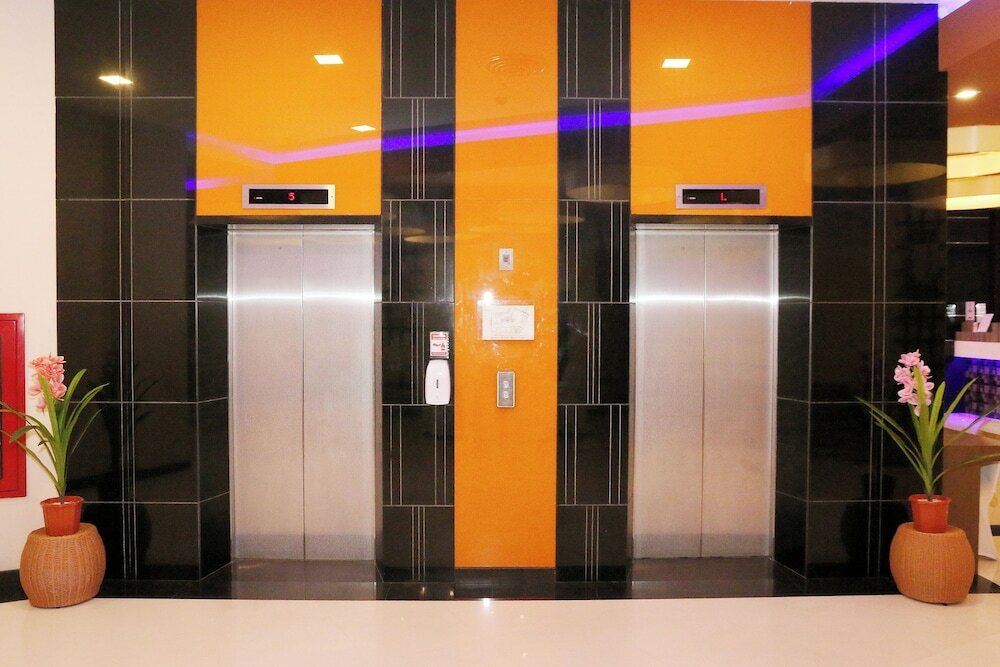 Фото Lakkhana Poolside Resort