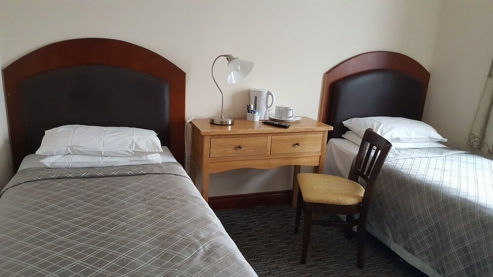 Фото Airport Guest House