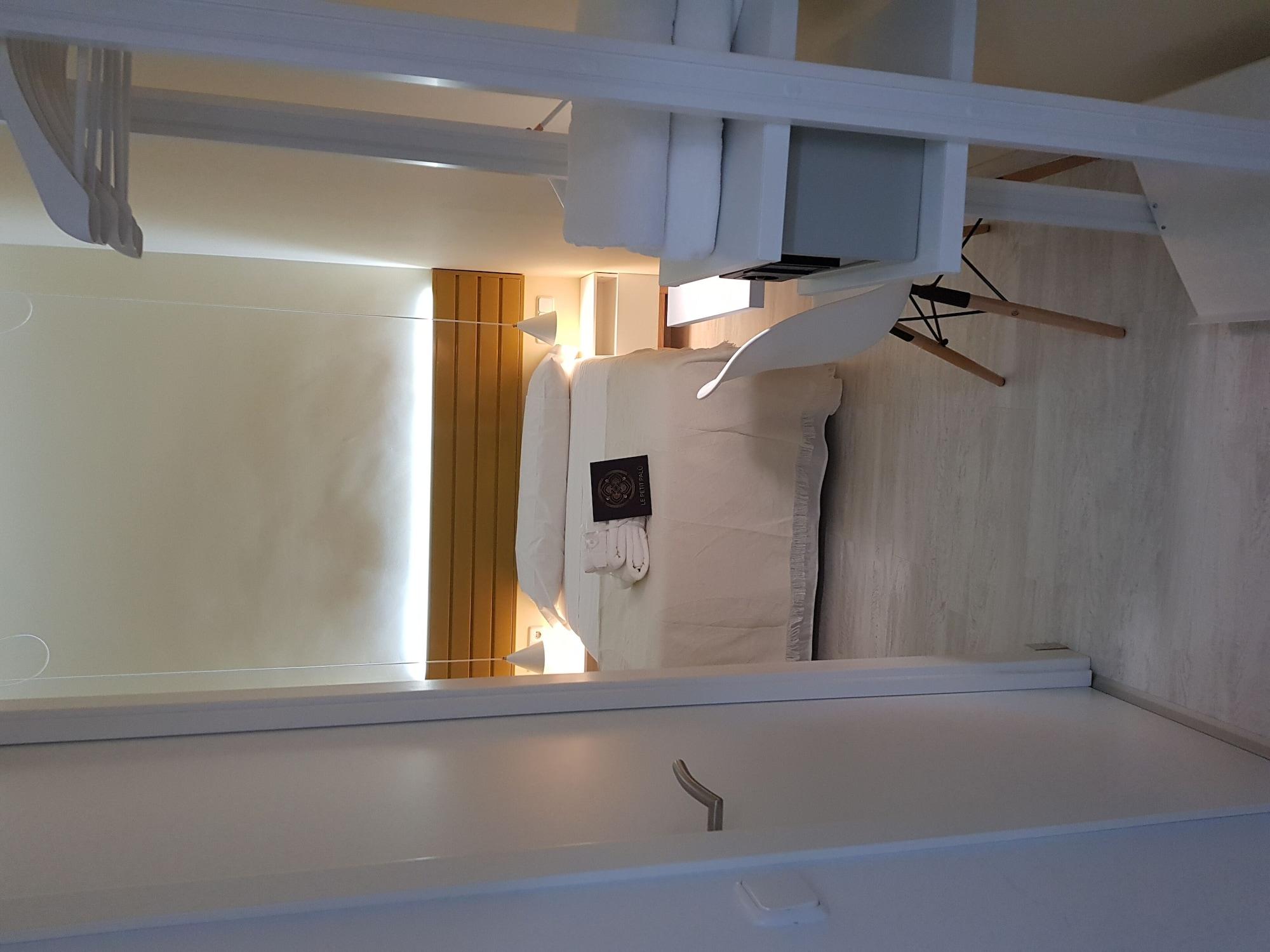 Фото Le Petit Palu Fuencarral