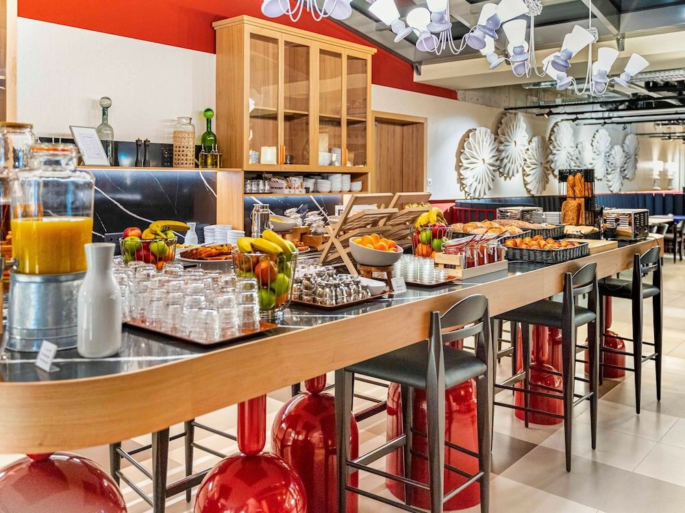 Фото Ibis Styles Zurich City Center