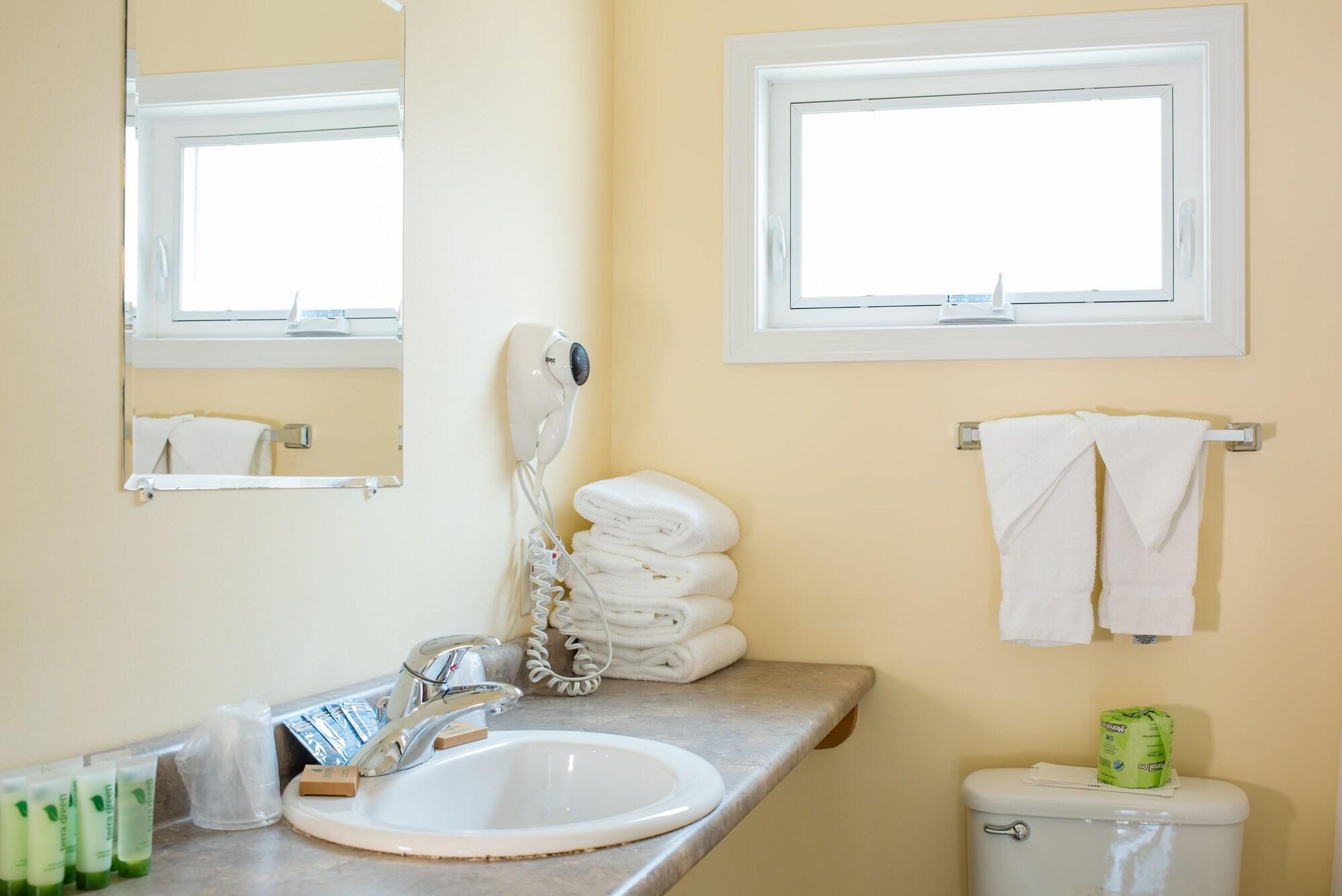 Фото Capt. 's Inn & Suites