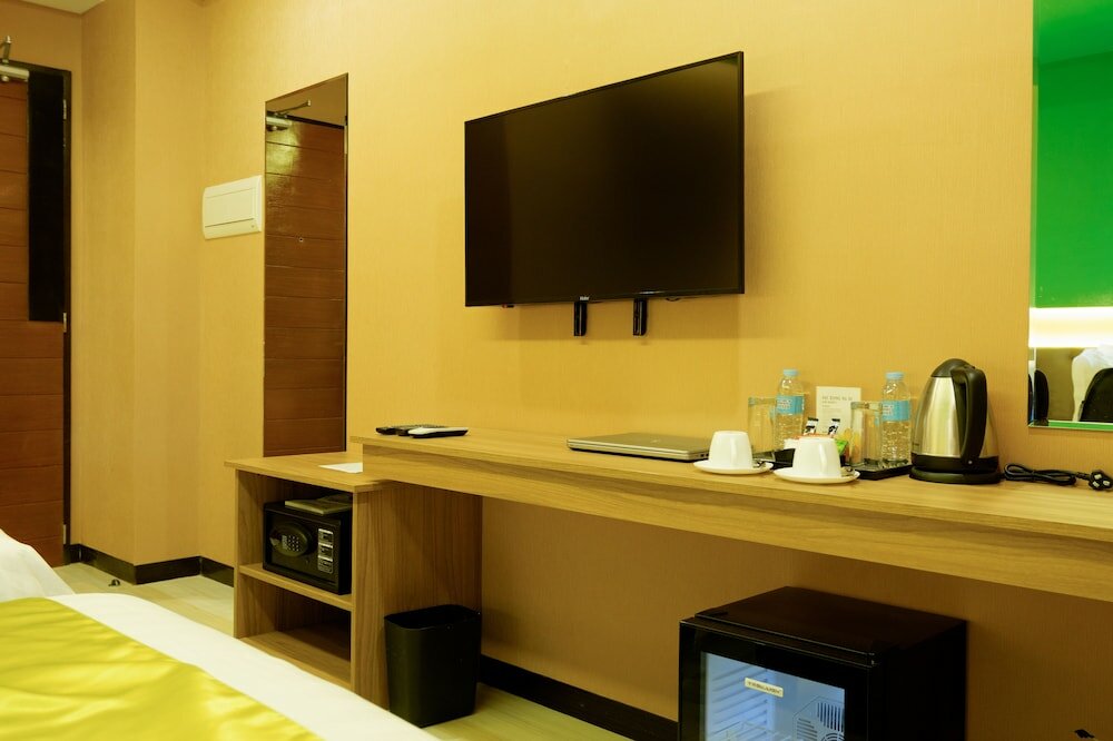 Фото Vivien's Hotel