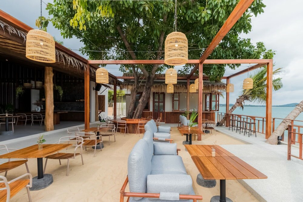 Фото The Flow Samui Beach Resort