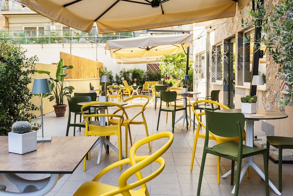 Фото Adesso Hotel