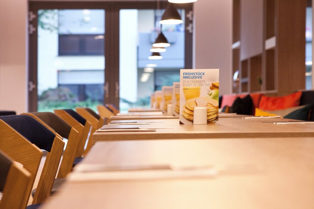 Фото Holiday Inn Express Furth, an Ihg Hotel