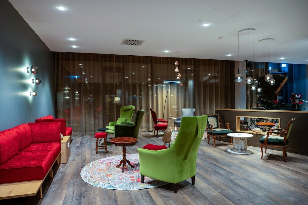 Фото 99790630202