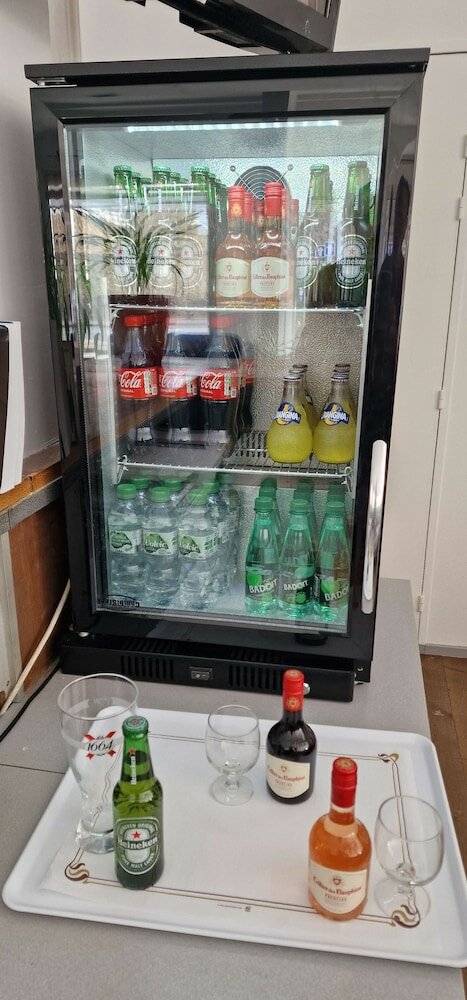 Фото Kyriad Direct Arpajon