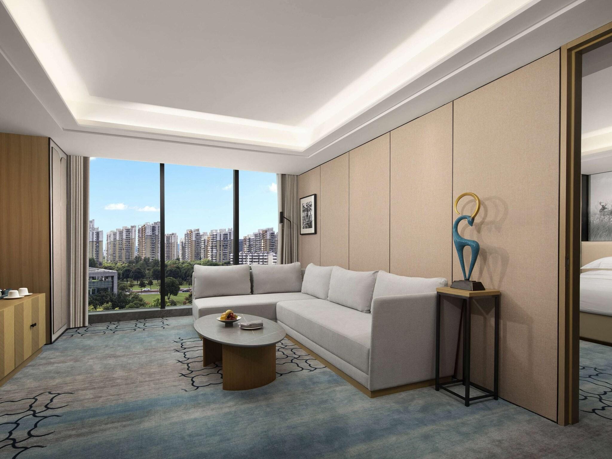 Фото Novotel Yancheng Exhibition Center