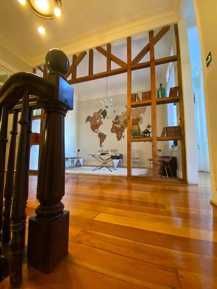 Фото New Voga Guesthouse