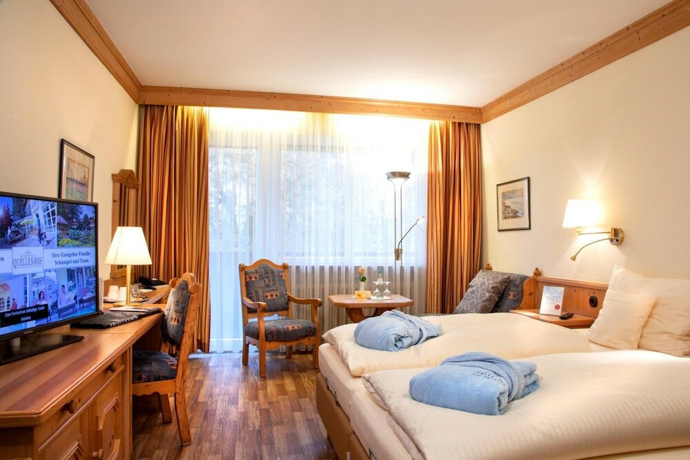 Фото Hotel Quellenhof