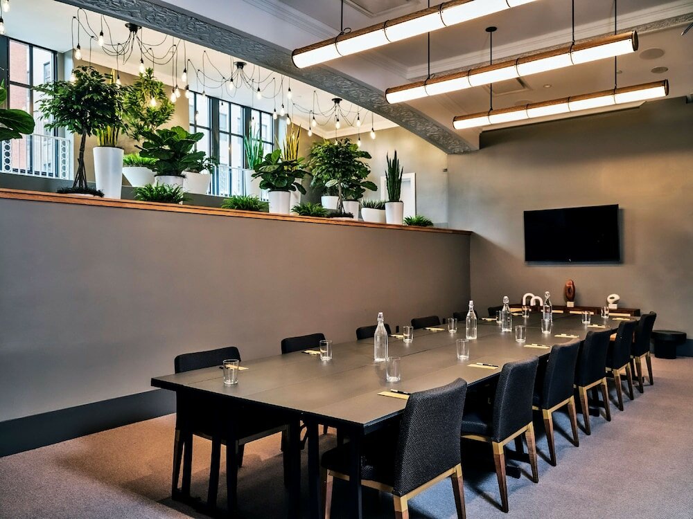 Фото Joinery Hotel Pittsburgh, Curio Collection by Hilton