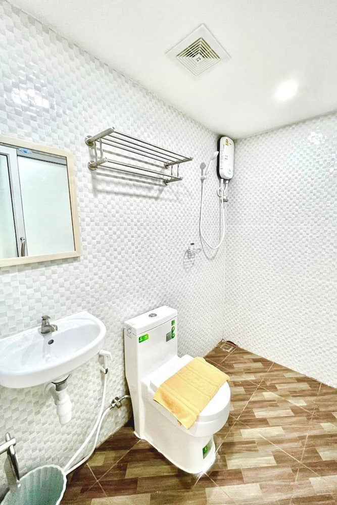 Фото The Lodge Pattaya