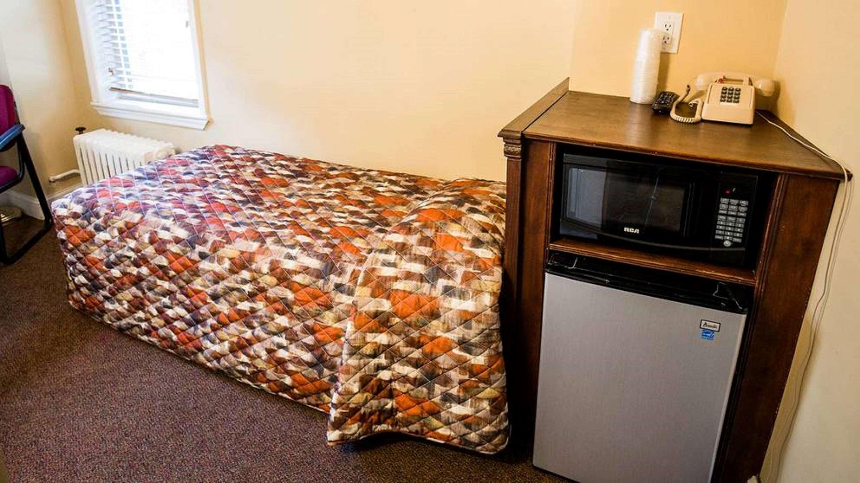 Фото Riverside Tower Hotel